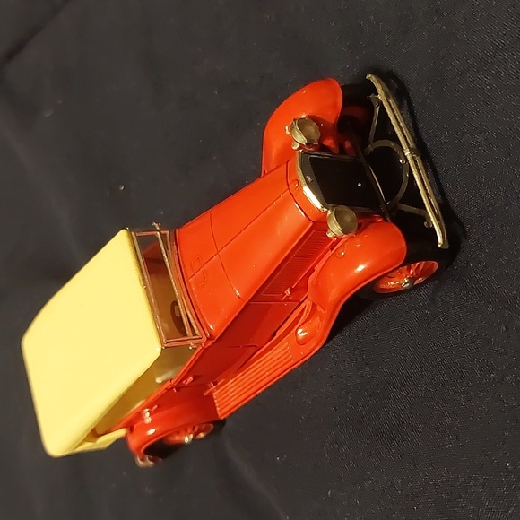 Set of 3 Metal Die-cast 1/43 scale early 1900s cars - Picture 5 of 7